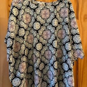 Croft & Barrow Black and White Patterned Women's Blouse